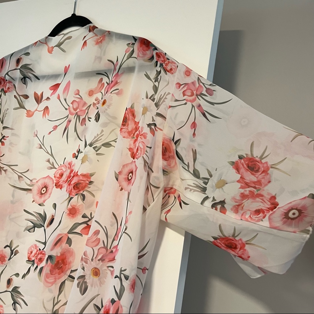 Floral Open Robe Coverup Top - Picture 9 of 13